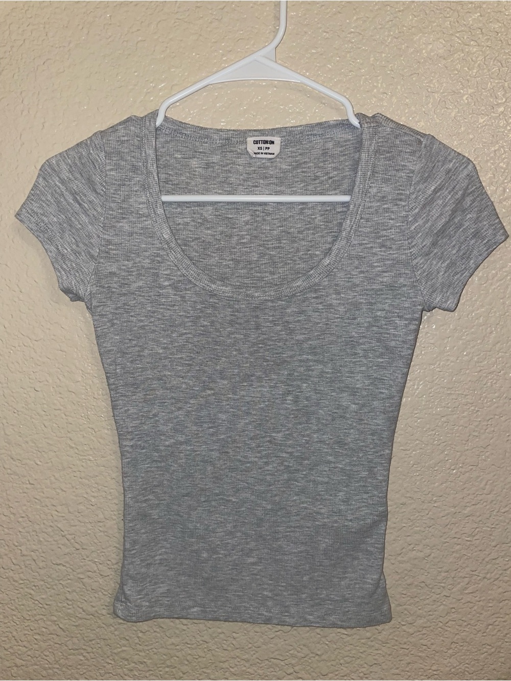 Cotton On Light Gray Scoop Neck Short Sleeve Tee